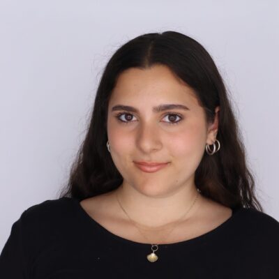 Headshot of Olivia Deantoni