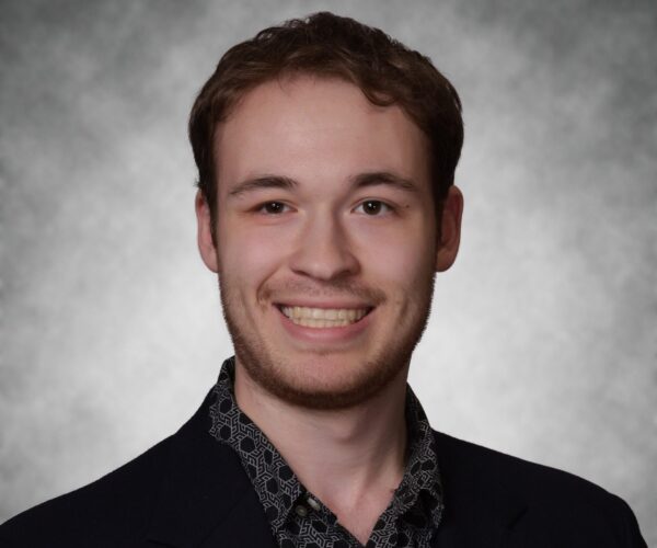 Headshot of Quinn Elliott