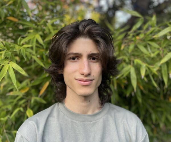 Headshot of Elye Kehat