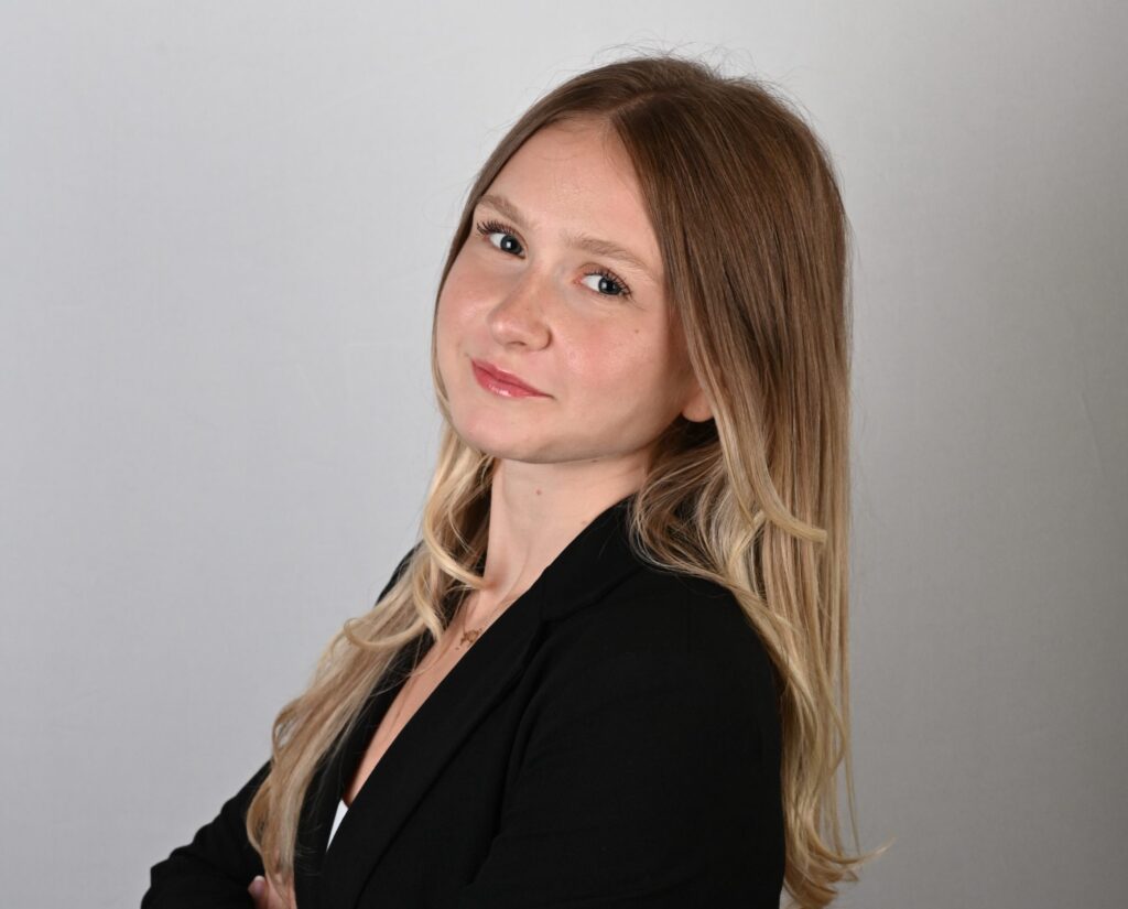 Headshot of Nayiri Kalindjian