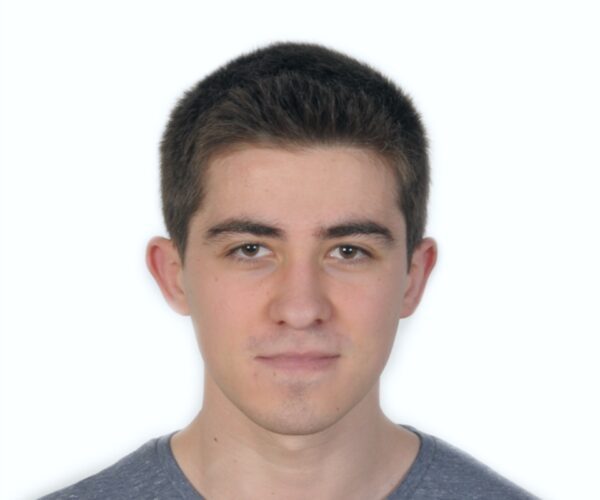 Headshot of Nathan Martins