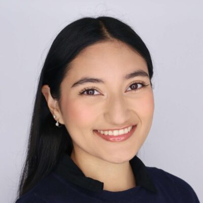 Headshot of Isabel Navarro