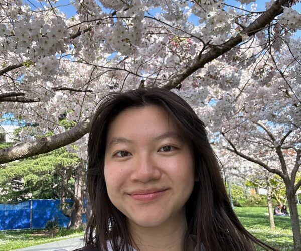 Headshot of Vivian Nguyen