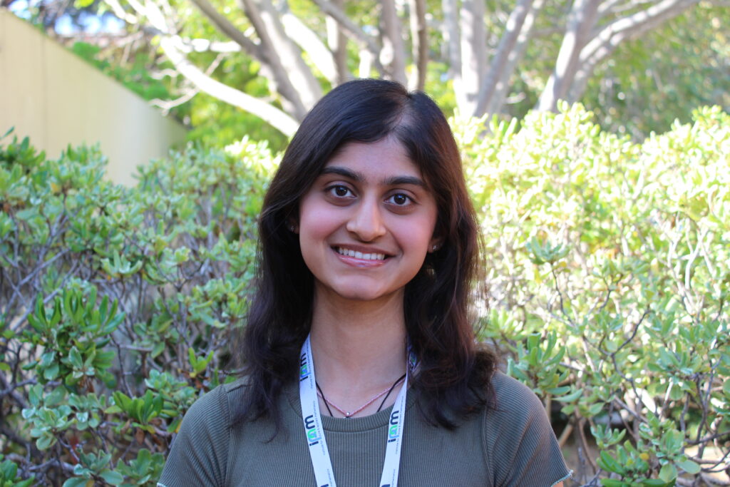 Headshot of Madhavi Prakash