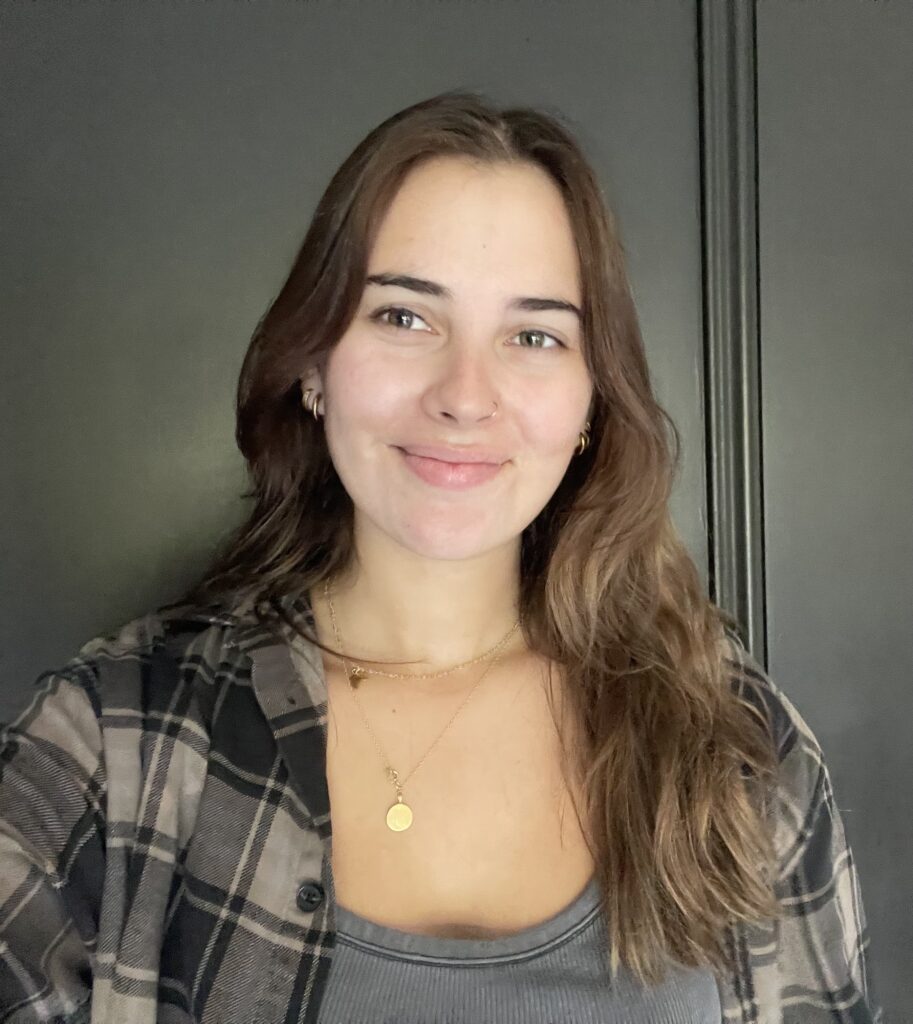 Headshot of Isabelle Susman