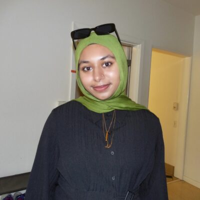 Headshot of Azra Tasneem