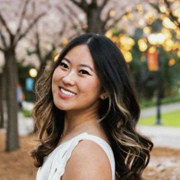 Headshot of Viola Zhao